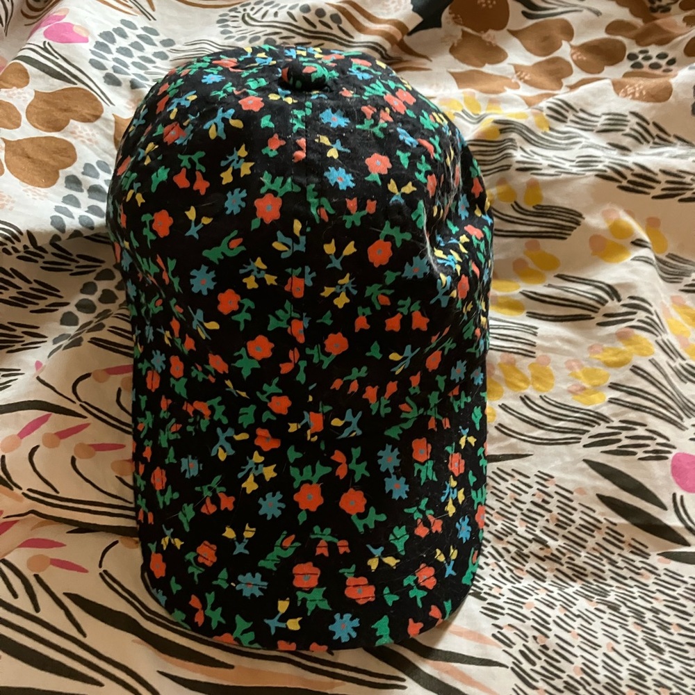 Baggu baseball hat